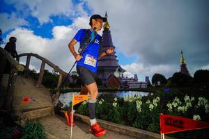 BIB: 646
                            <button type="button" onclick="openModal(19229024)" class="btn btn-primary btn-sm float-right btn-popup" data-toggle="modal" data-target=".modal-high-quality">
                        <i class="fas fa-shopping-cart"></i> Add to Cart
                    </button>
                                            <button type="button" onclick="isThisMe(19229024, true)" class="btn btn-success btn-sm float-right btn-popup btn-isme hidden" data-toggle="tooltip" data-placement="bottom" title="นี่คือรูปของคุณใช่ไหม คลิกที่นี่เพื่อเอาเข้าอัลบั้ม">
                        <i class="fas fa-plus"></i> Add to album
                    </button>
                    <button type="button" onclick="isThisMe(19229024, false)" class="btn btn-warning btn-sm float-right btn-popup btn-isnotme hidden">
                        <i class="fas fa-ban"></i> Remove from album
                    </button>